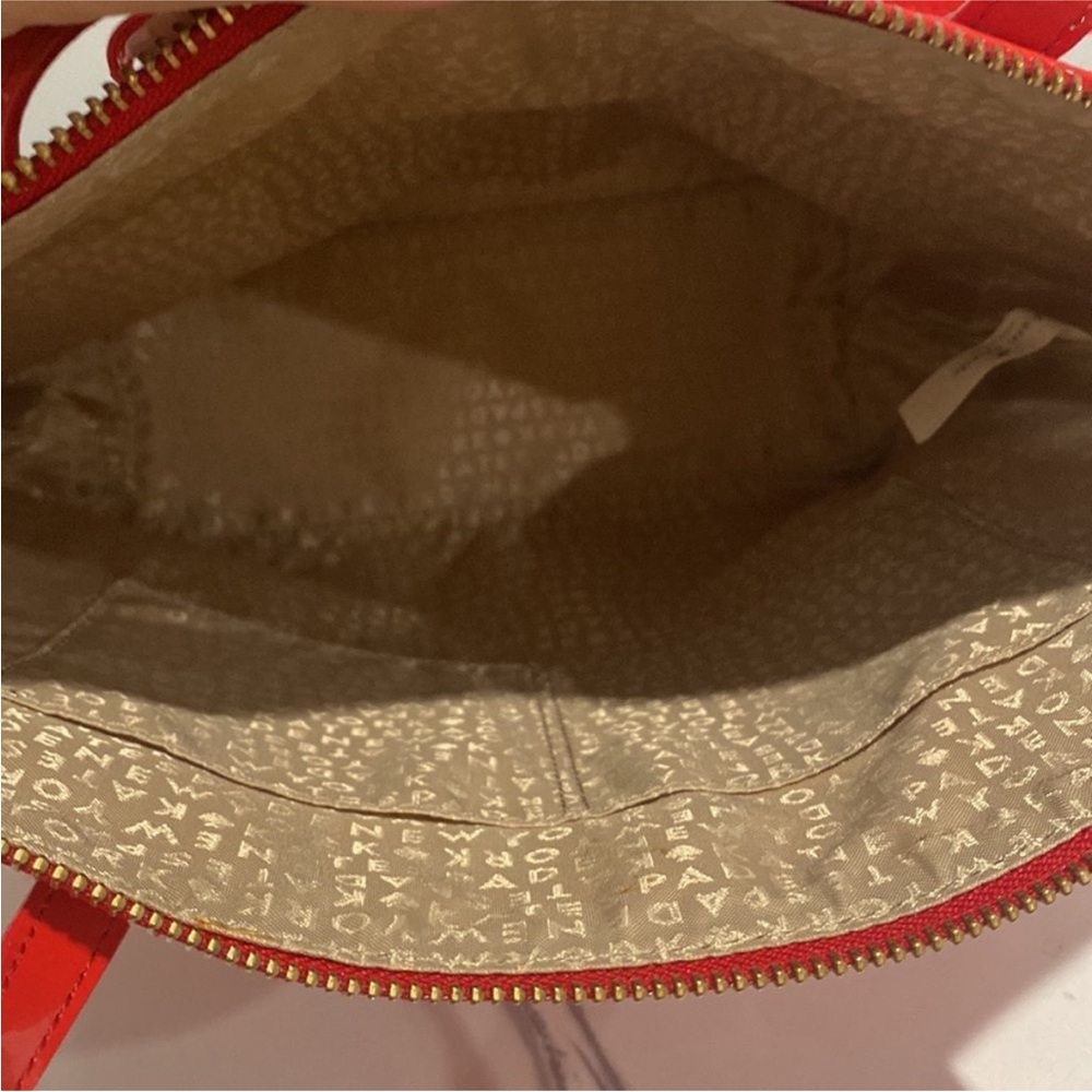 Kate Spade Red Patent Leather Tote Bag with Glossy Finish - Picture 5 of 6